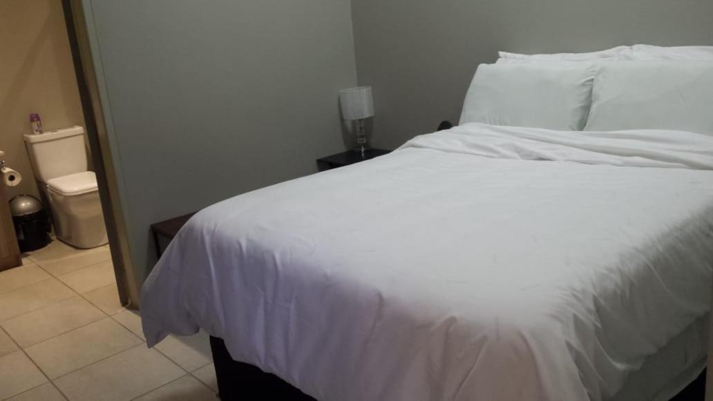 One Rosebank Stay جوهانسبورغ المظهر الخارجي الصورة
